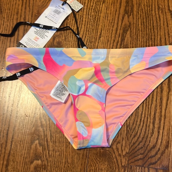 Billabong Other - Billabong bikini bottom swim full pant M/10